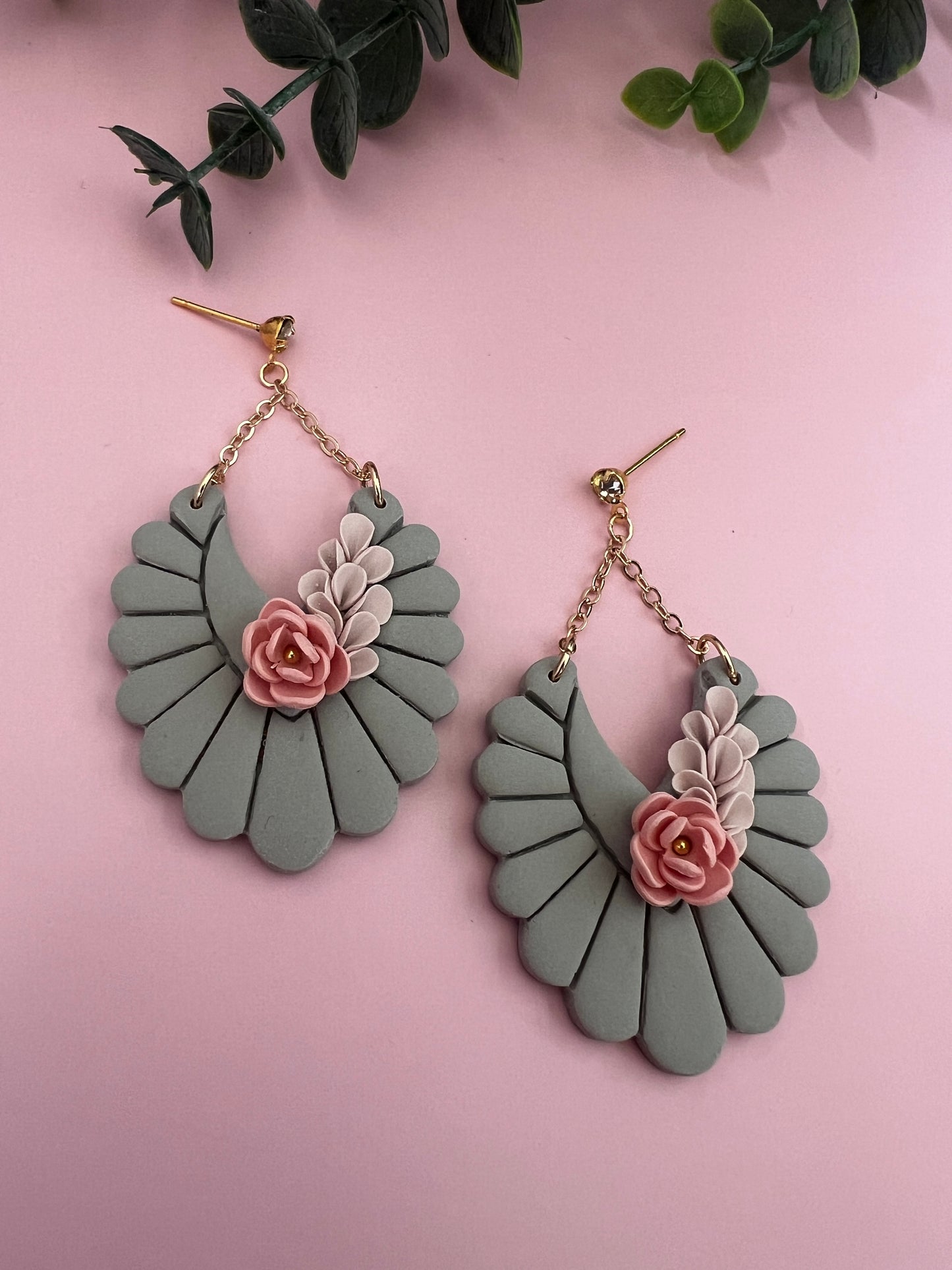 Susanna Dangle Earrings - Pink