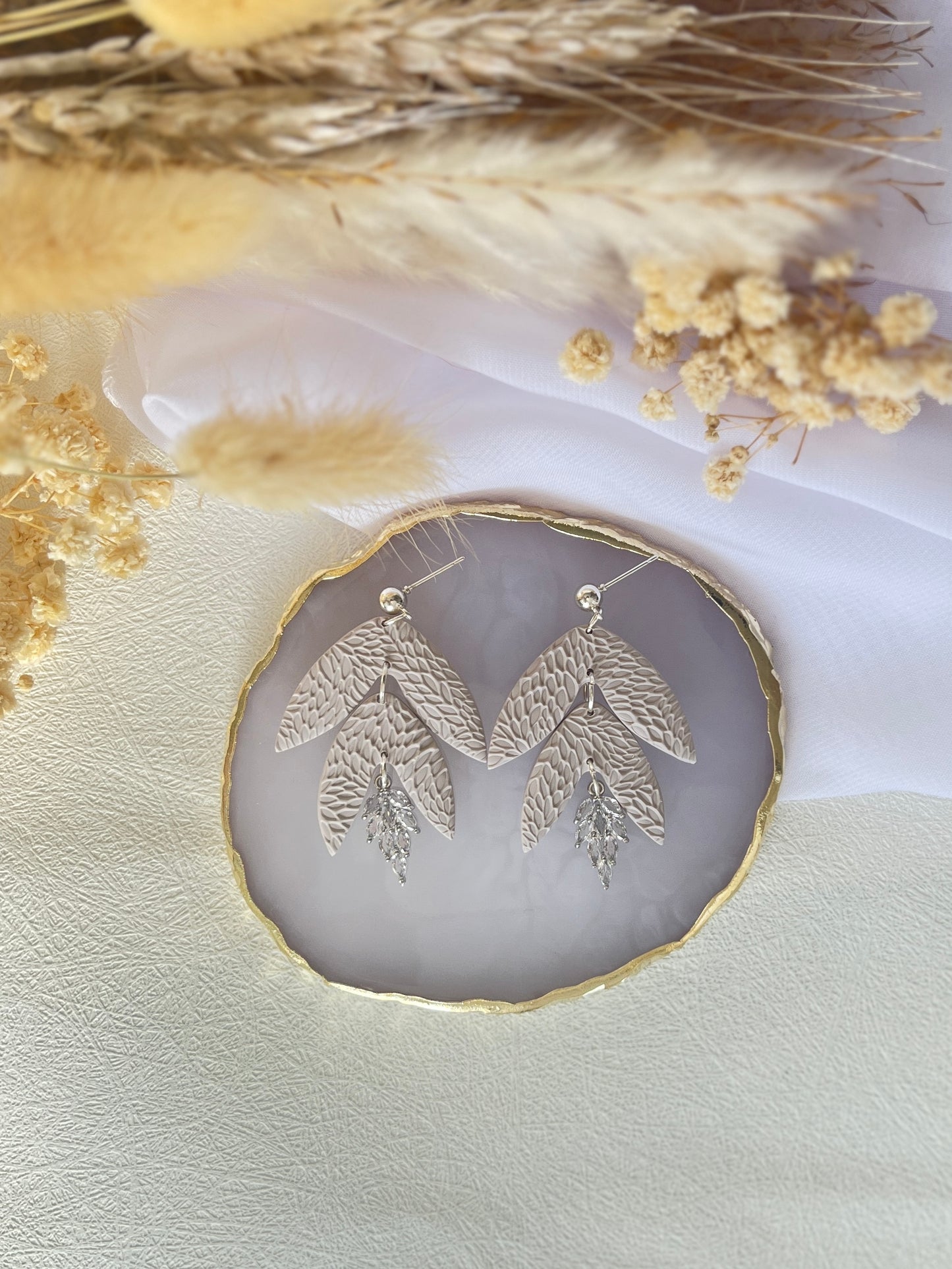 June -  bruids oorhangers