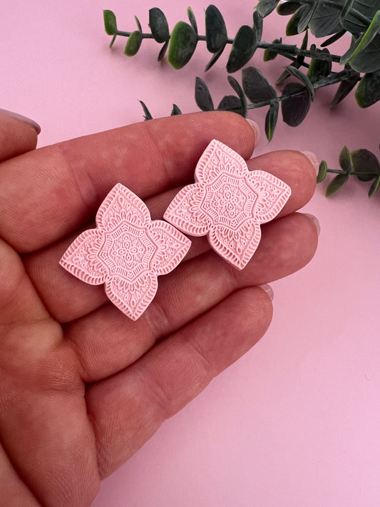 Isa Stud Earrings - Pink