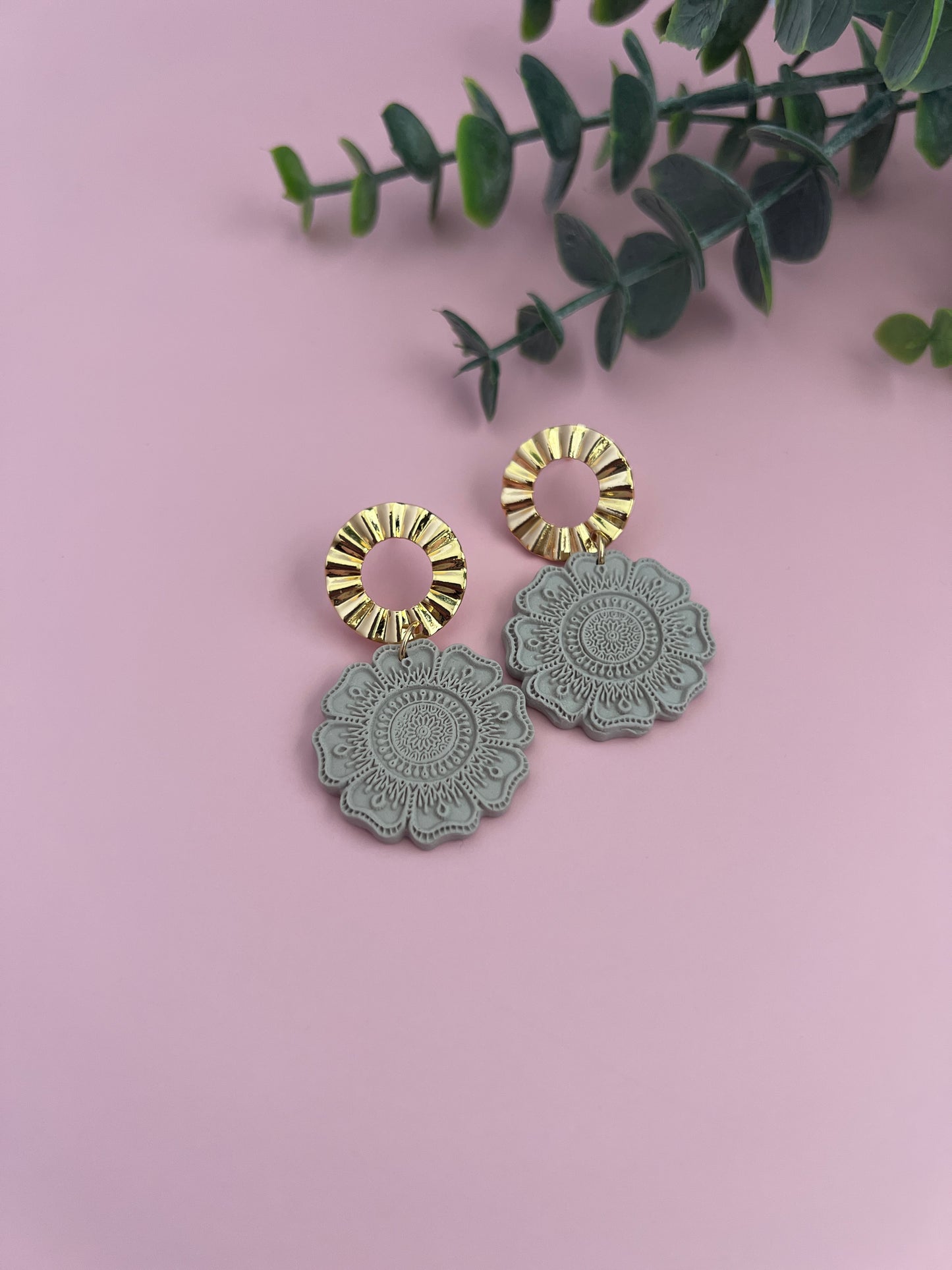 Laila Dangle Earrings - Sage Green
