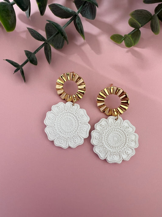 Laila Dangle Earrings - White
