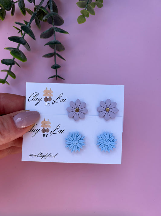 Daisy Stud Earrings