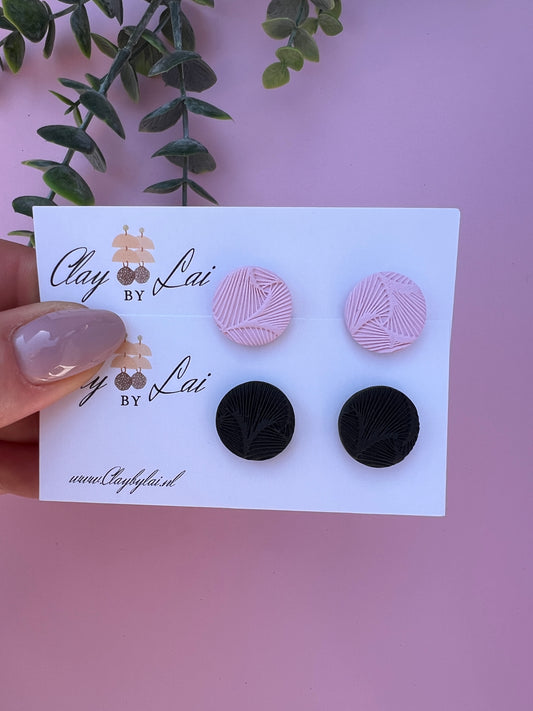 Lelie Stud Earring