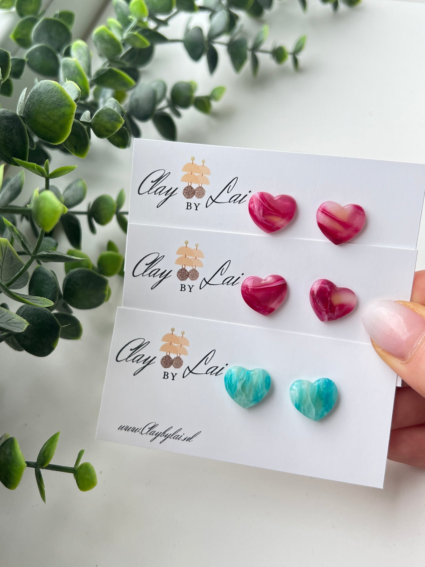 Marble Stud Heart - in Cyan of Azure blauw.