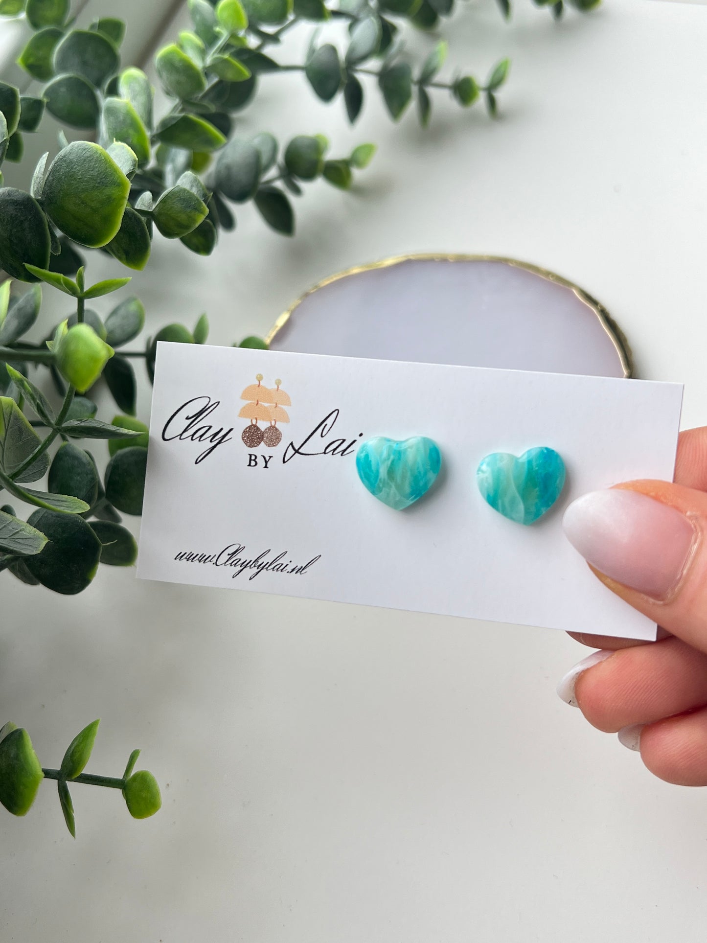 Marble Stud Heart - in Cyan of Azure blauw.